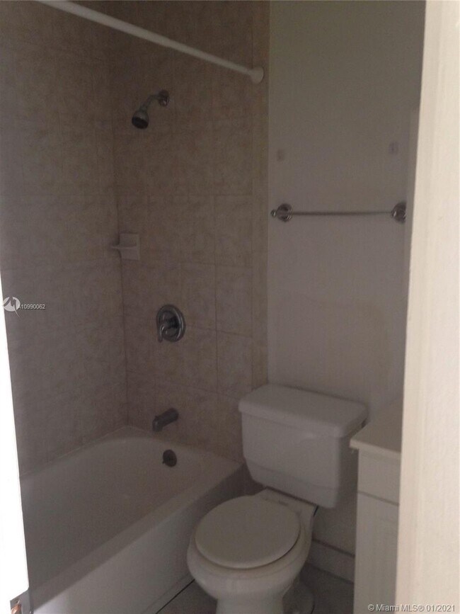Foto del edificio - 6337 SW 20th Ct