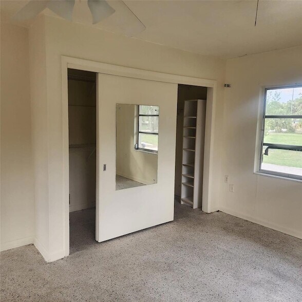 Foto del edificio - 1870 Pax Duces Rd