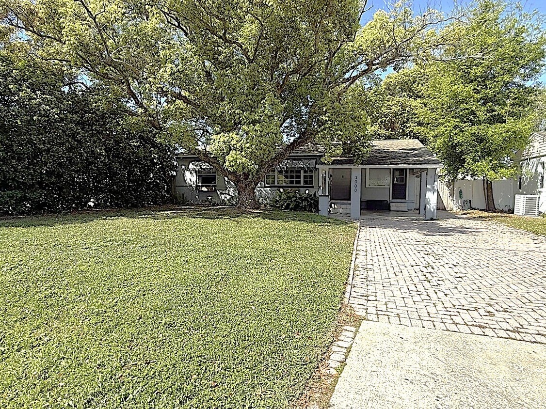 Photo - 3000 Knollwood Cir (Orlando, FL)