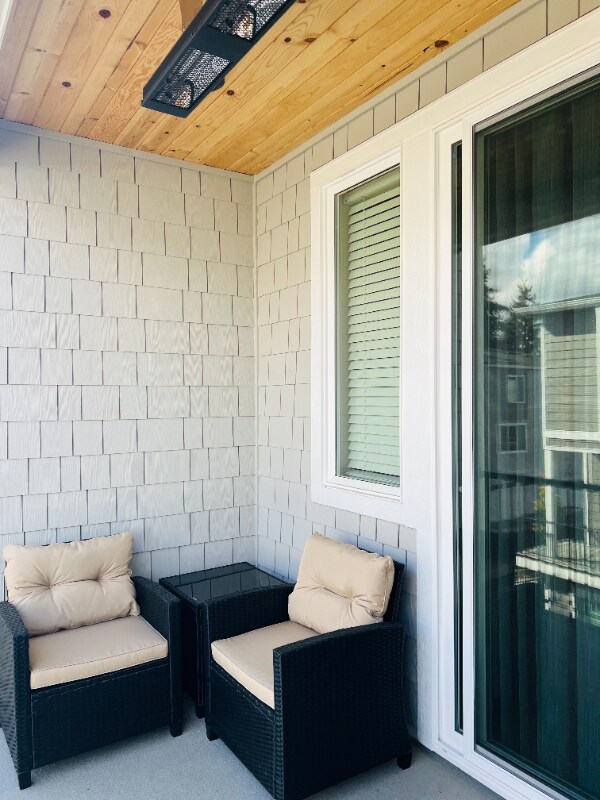 Foto del edificio - 15423 Admiralty Way