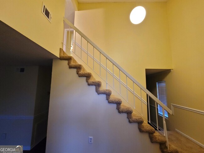 Foto del edificio - 111 Stoneridge Dr