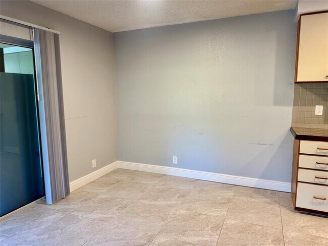 Foto del edificio - 14649 Pine Glen Cir