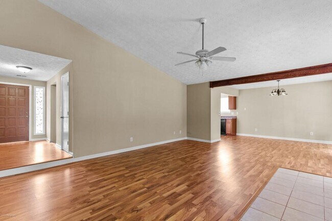 Foto del edificio - 625 Oxford Hall Dr SW