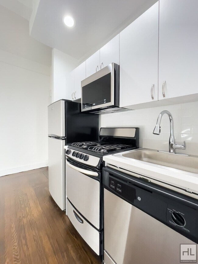 Foto del edificio - EAST 46 STREET