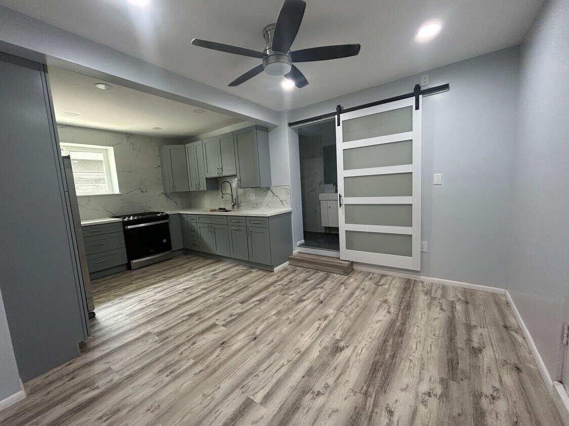 Foto principal - Newly Renovated Gem in Kalihi!