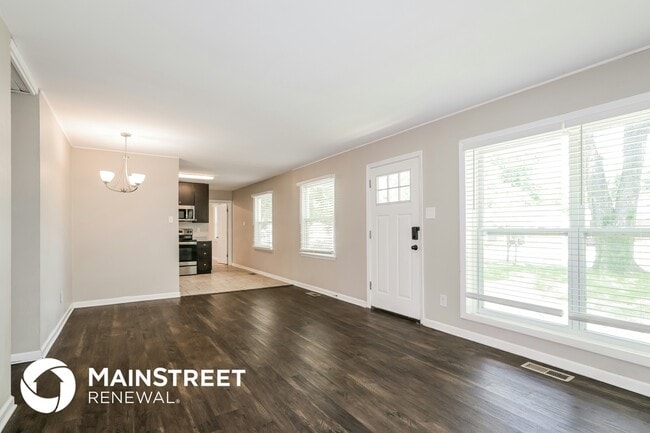 Building Photo - 27 Steeplechase Dr