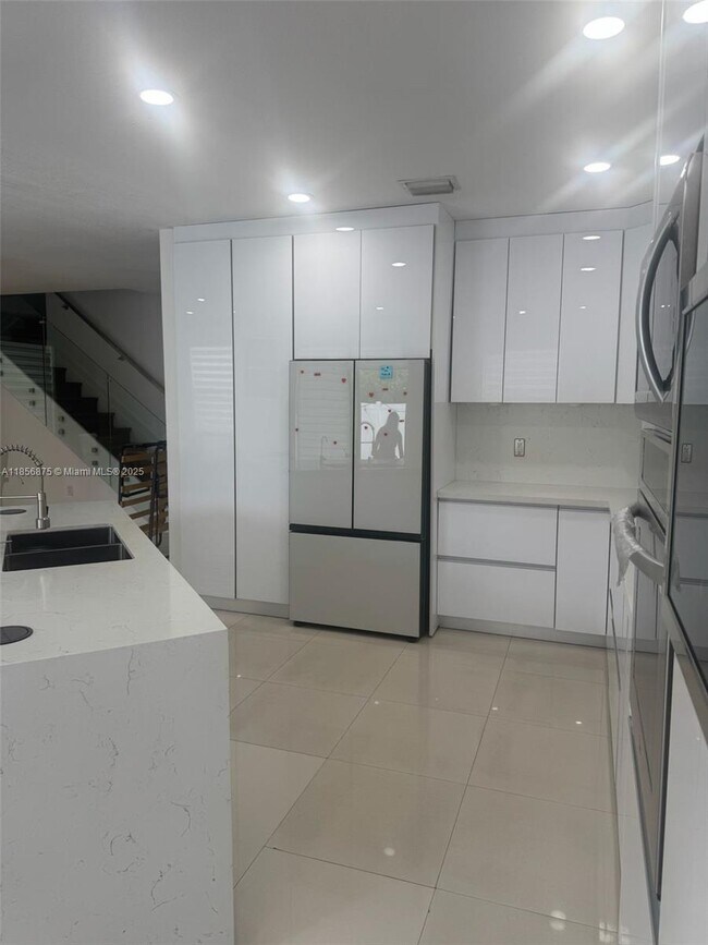 Foto del edificio - 3521 W 86th Terrace