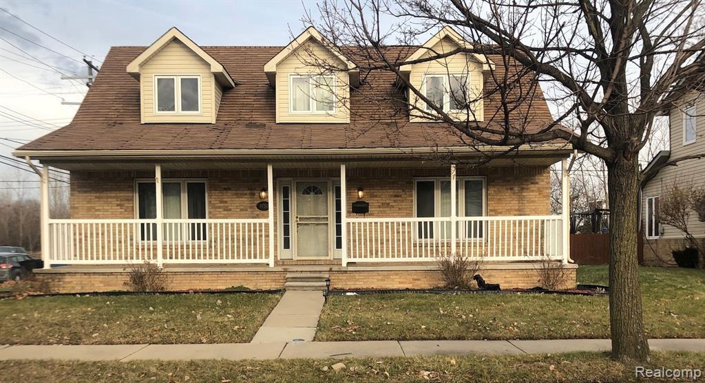 Foto principal - 9750 Delmar St