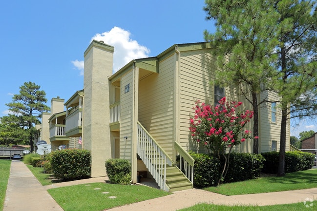 Building - Cedar Lane