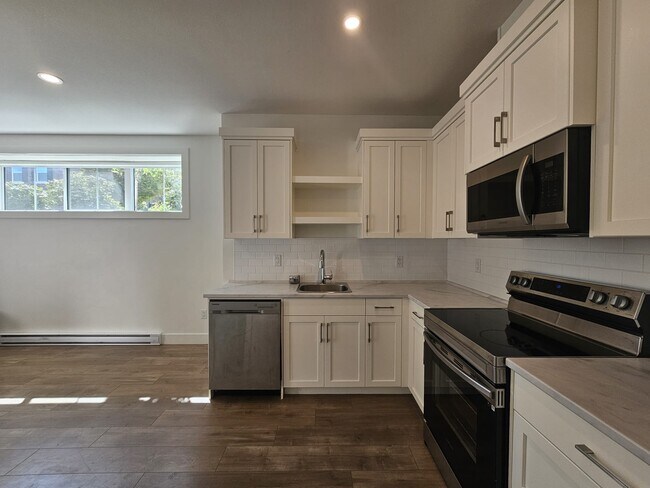 Photo du bâtiment - 7846 Cedarbrook Rd