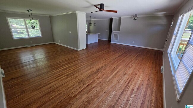 Foto del edificio - 955 3rd Ave NW