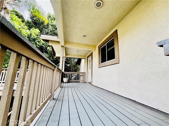 Foto del edificio - 16875 Orangecrest Ct