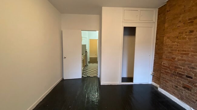 Living Room - 512 E 12th St