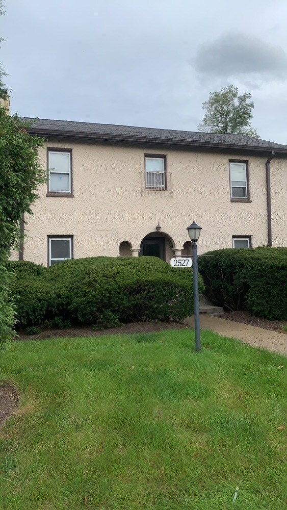 Building Photo - 2527 Salem Ave.
