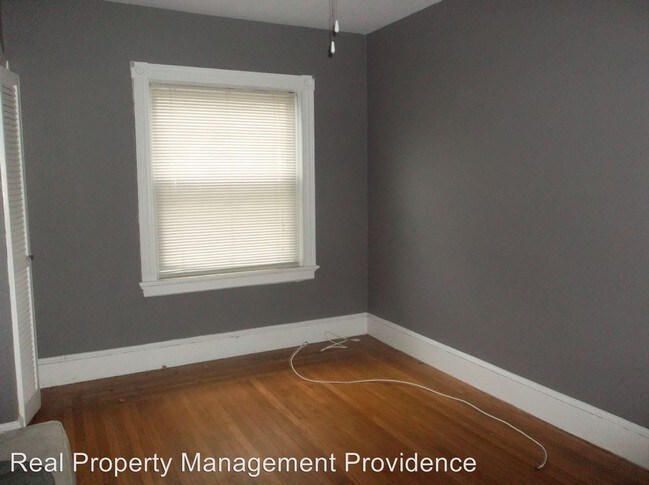 Building Photo - 2 br, 1 bath Apartment - 94-96 Oakland Ave