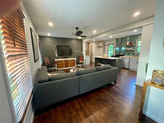 Foto del edificio - 10636 Aledo Dr