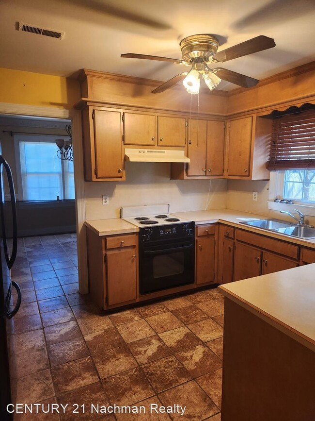 Building Photo - 4 br, 3 bath House - 3525 Timberneck Drive