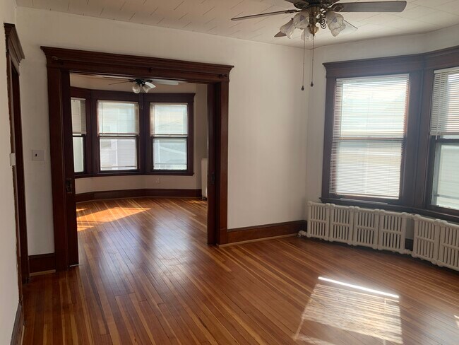 Building Photo - 1481 3rd St