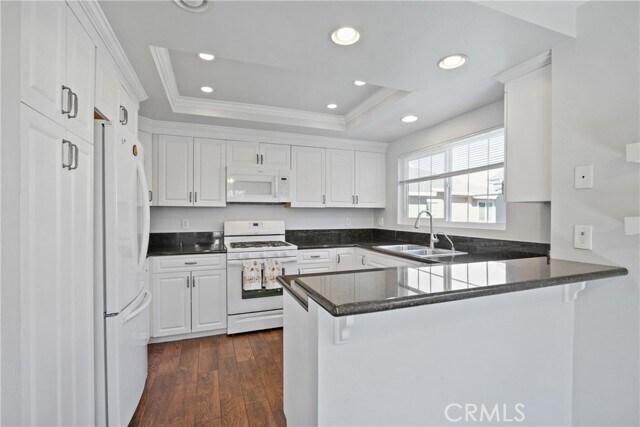 Building Photo - 57 Woodleaf