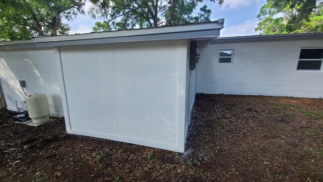 Building Photo - 106 N 40th St