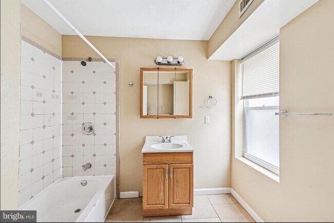 Foto del edificio - 1503 N 17th St