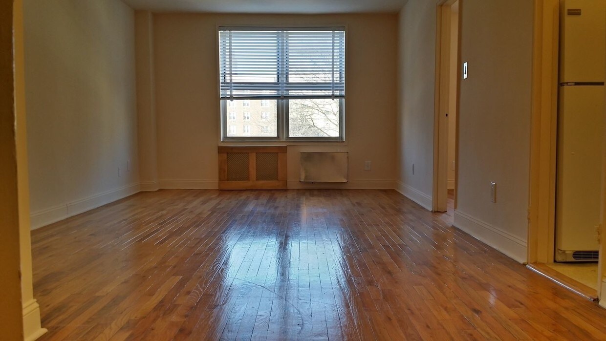 Foto principal - 140-26 Franklin Ave