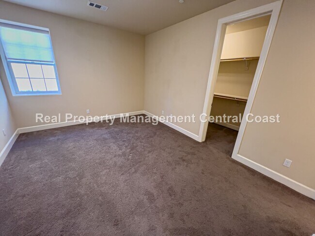 Foto del edificio - AVAILABLE NOW - Stunning Home in Toscano N...