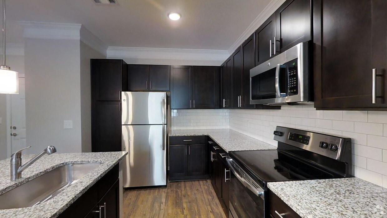 Photo - Crowne at Live Oak Square Apartments