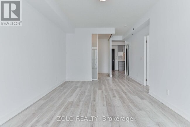 Building Photo - 195 Bonis Ave