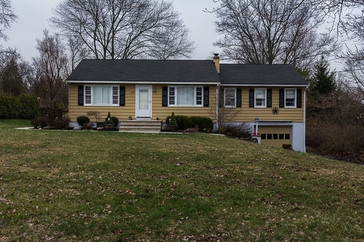 Primary Photo - 431 Woodfern Rd