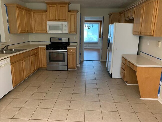 Building Photo - 1551 Swan Valley Ct