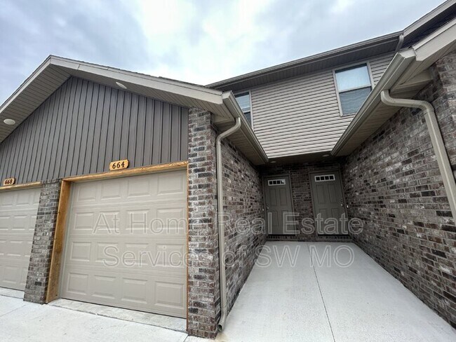 Foto del edificio - 660 Turner Ave