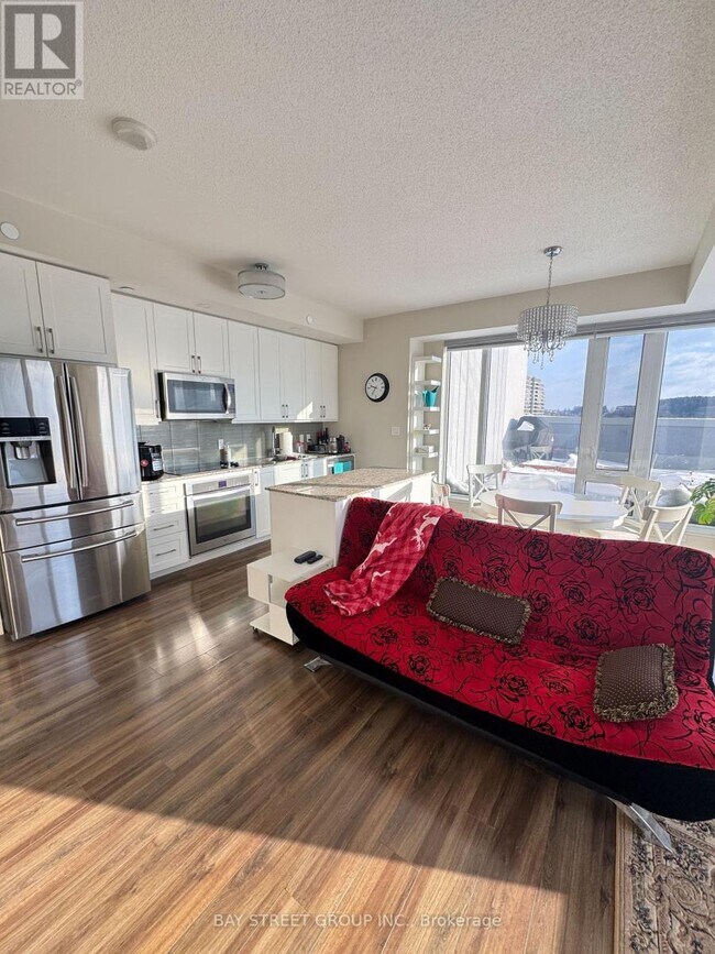 Photo du bâtiment - 9600 Yonge St