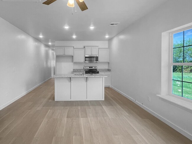 Foto del edificio - Feel at Home in This Newly Built 2-Bedroom...