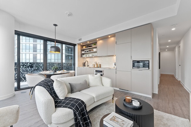 Building Photo - 55 Charles St E