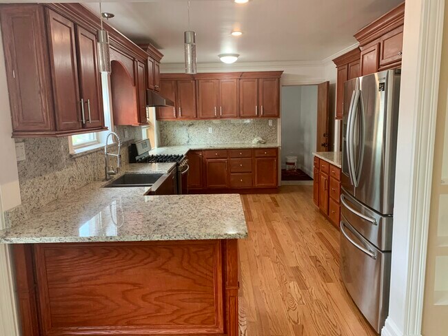 Kitchen - 141 Dodge Ave
