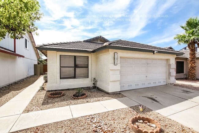 Building Photo - 11230 N 81st Ave