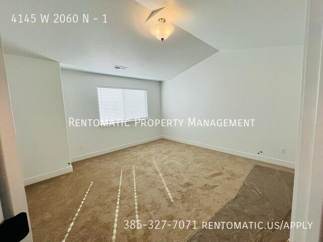 Building Photo - 4145 2060 N
