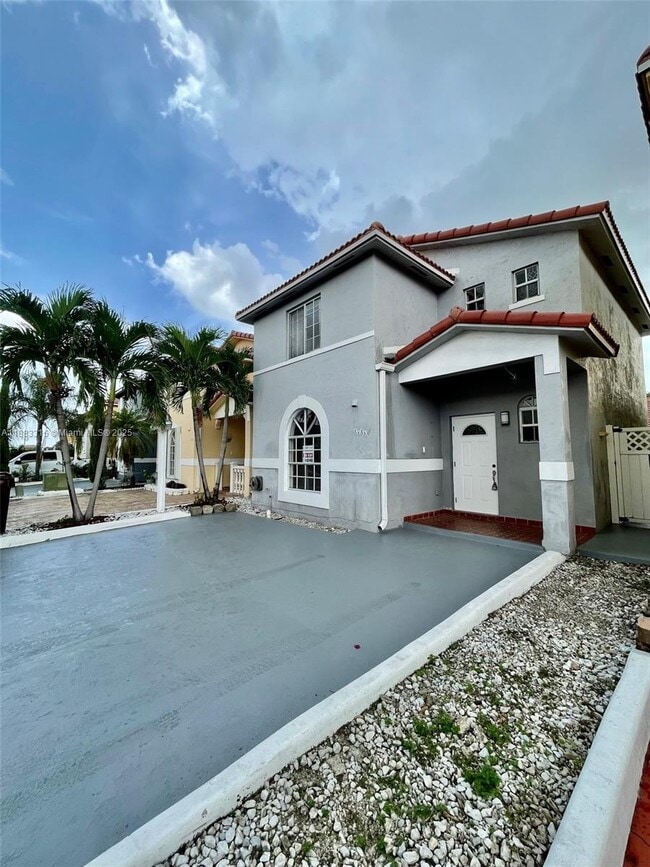 Foto del edificio - 7211 W 24th Ave