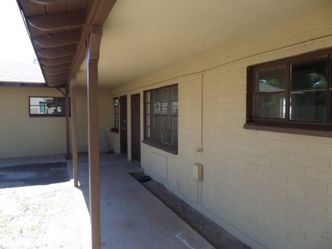 Building Photo - 20 W Sunnyslope Ln