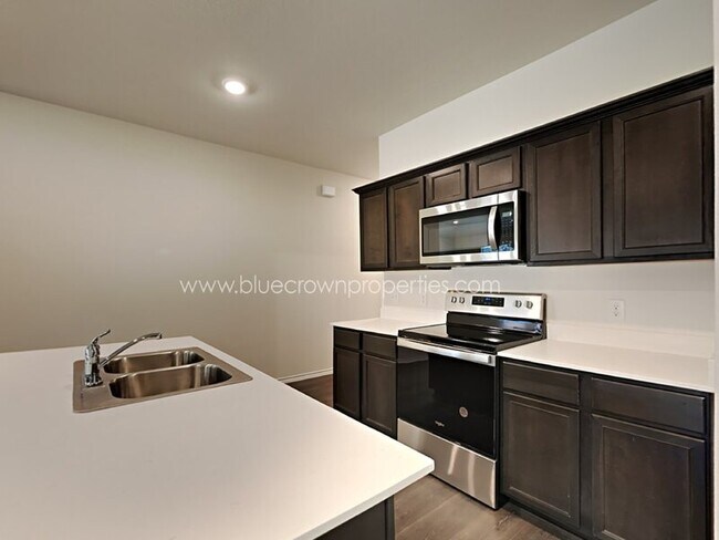 Building Photo - 3401 Sweetwater Way