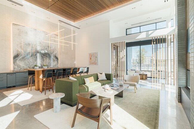 Foto del edificio - 10505 Deerwood Rd