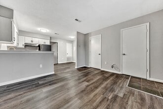 Building Photo - Mount Pleasant Villas