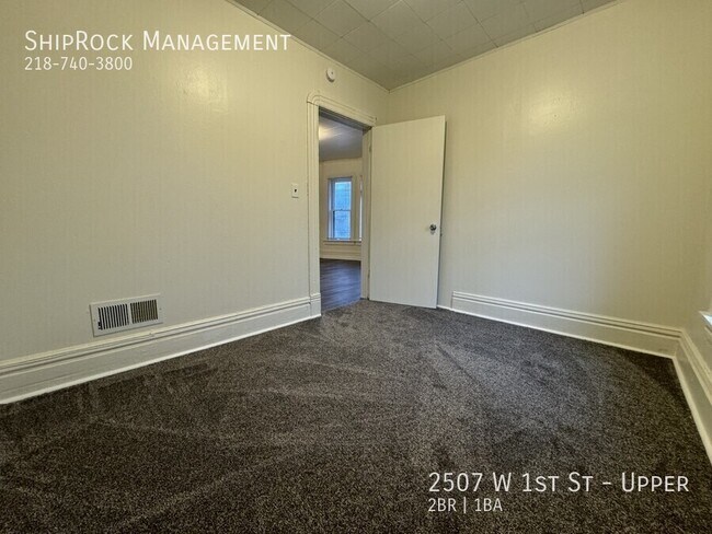 Foto del edificio - 2507 W 1st St