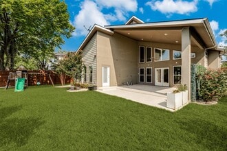 Building Photo - 3772 Seguin Dr