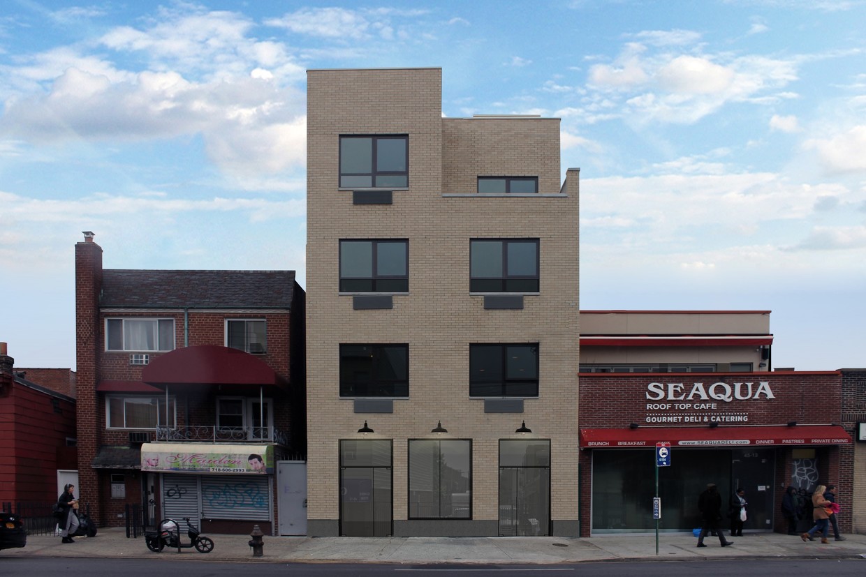 Primary Photo - 4511 Broadway