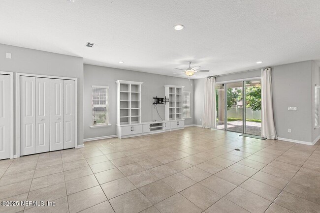 Building Photo - 276 Sanctuary Dr