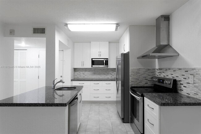 Foto del edificio - 10400 SW 108th Ave