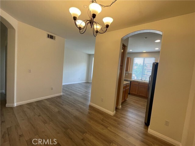 Foto del edificio - 910 Timberwood