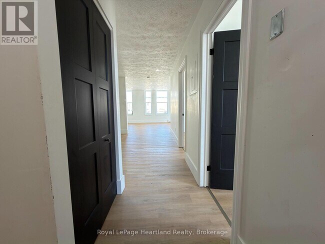 Photo du bâtiment - 6 Isaac St